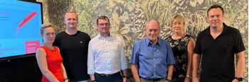 Erster Bürgermeister Bernd Zimmermann und Bauamtsleiter Daniel Lauterbach zu Besuch bei der Firma Nico Kunststoffe GmbH